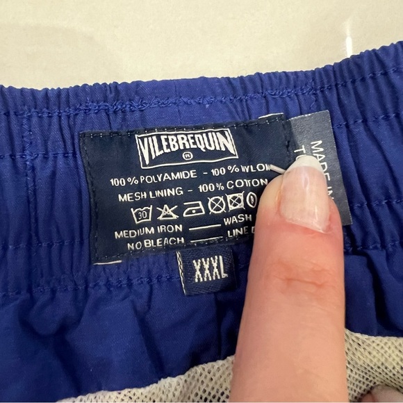 Vilebrequin
Men's Les Unis Solid Swim Trunks - Picture 6 of 7